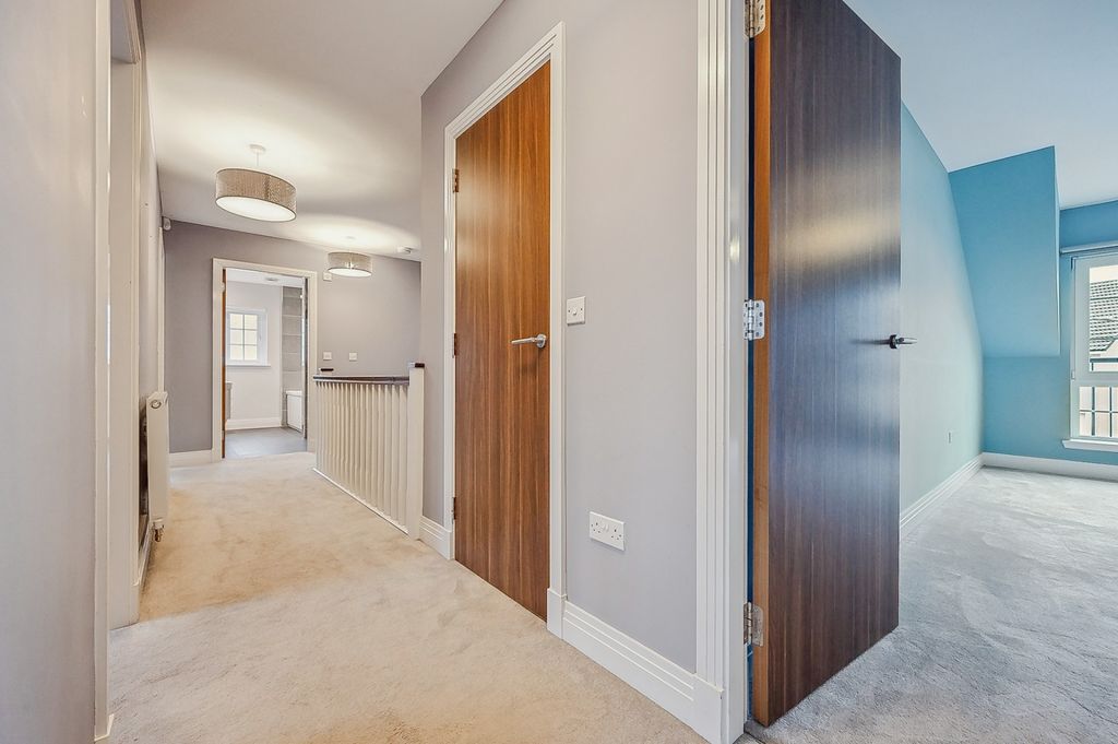 Additional image 36 of 5 bed detached house to rentDalgleish Drive, Bearsden, Glasgow G61