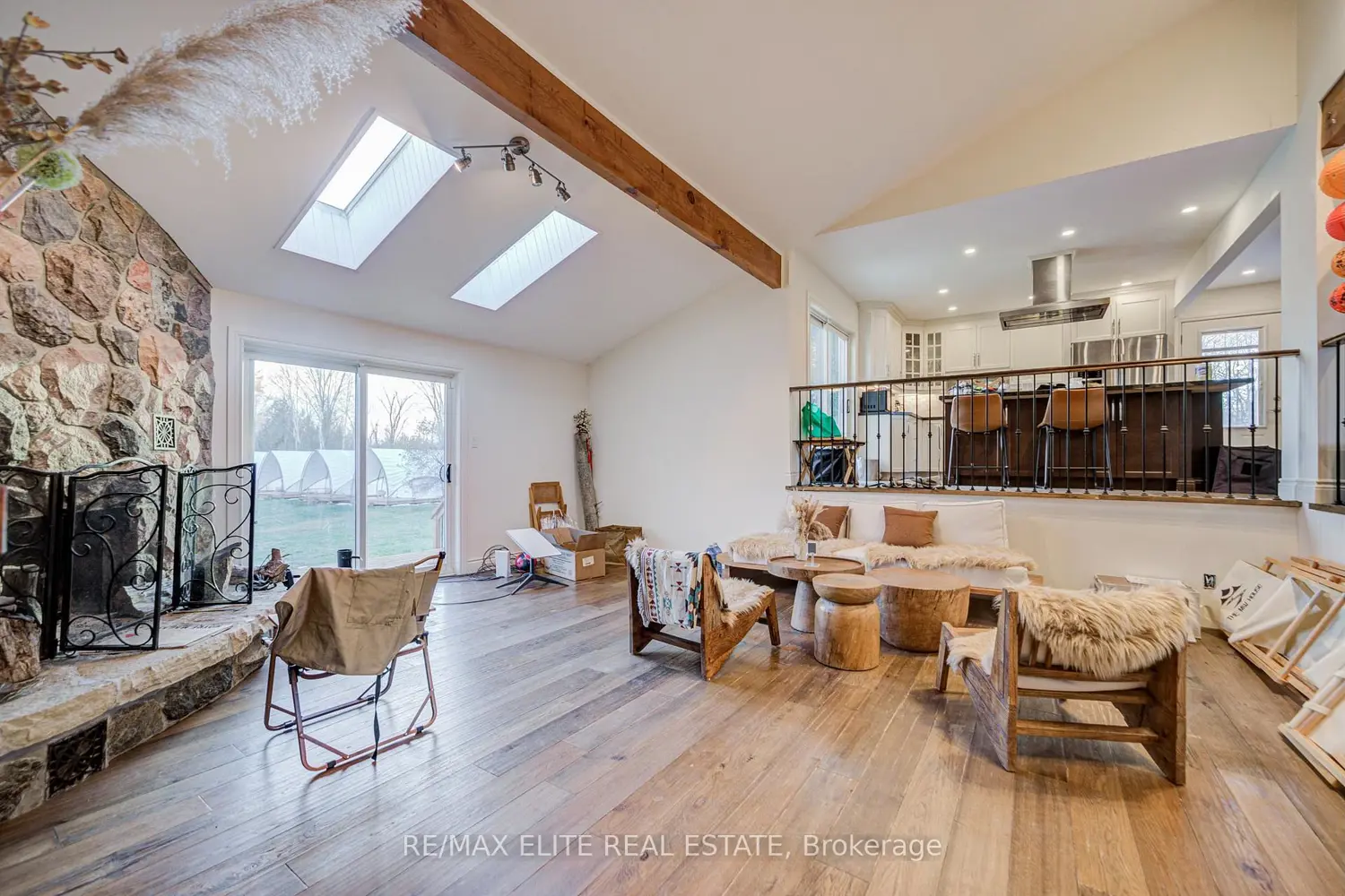 Additional image 19 of 4909 Holborn Road
