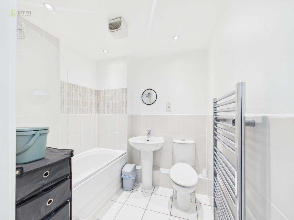 Additional image 10 of Horseshoe Crescent, Great Barr, B43