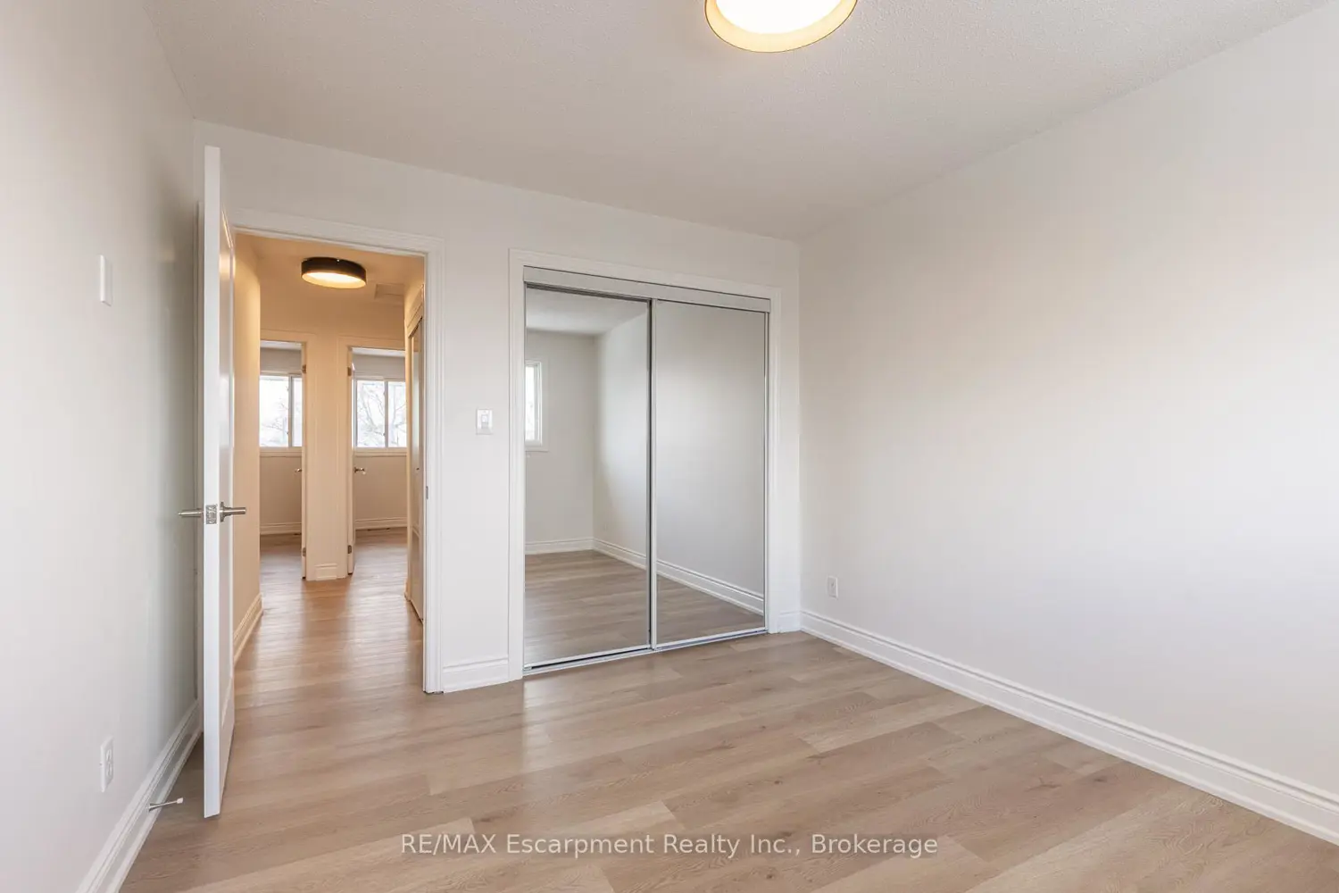 Additional image 15 of 100 Brownleigh Avenue 288