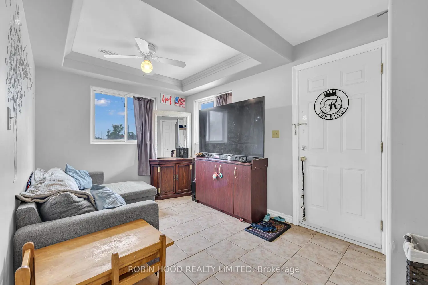 Additional image 11 of 406 Glengarry Avenue