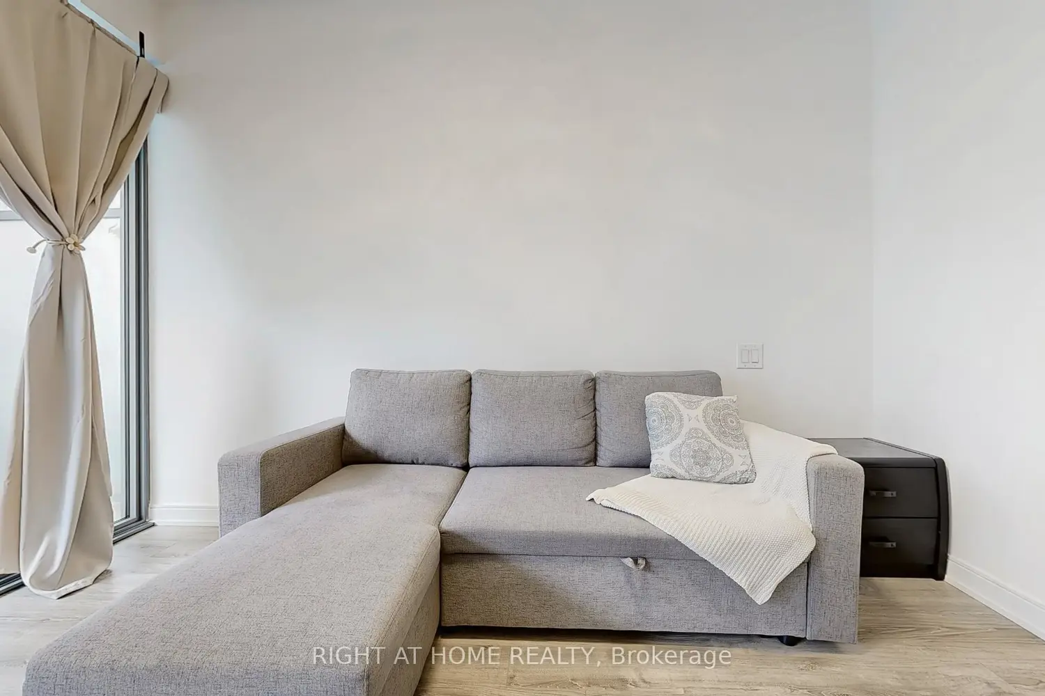 Additional image 8 of 50 Charles Street 3906