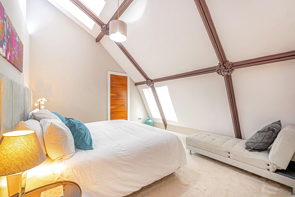 Additional image 8 of 8 bed detached house to rentChurch Lane, Grazeley, Reading RG7
