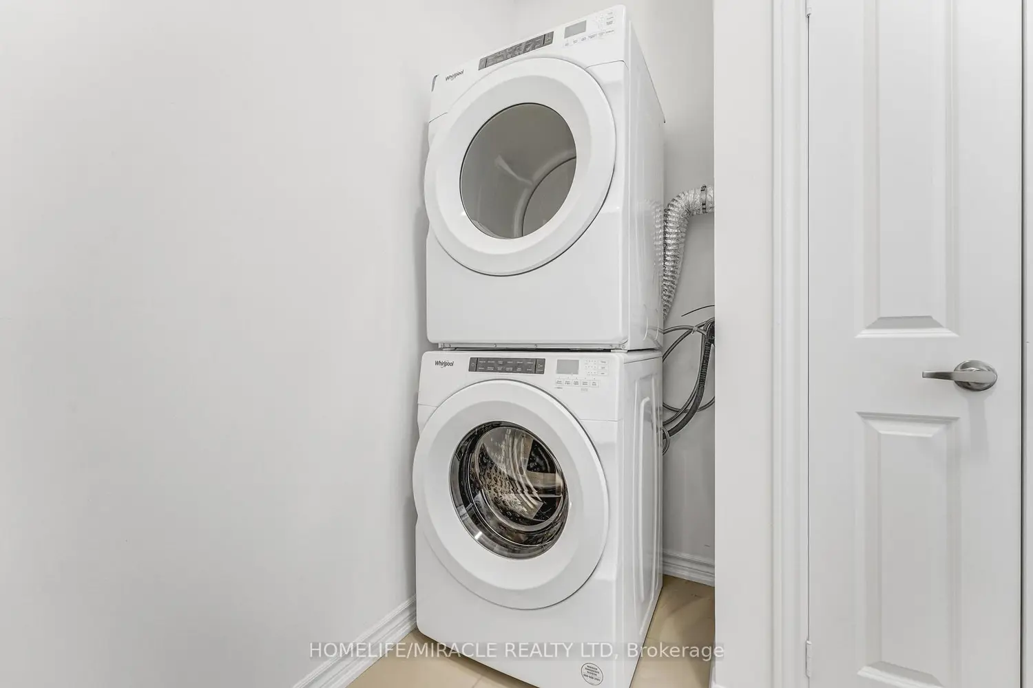 Additional image 17 of 117 Stocks Avenue