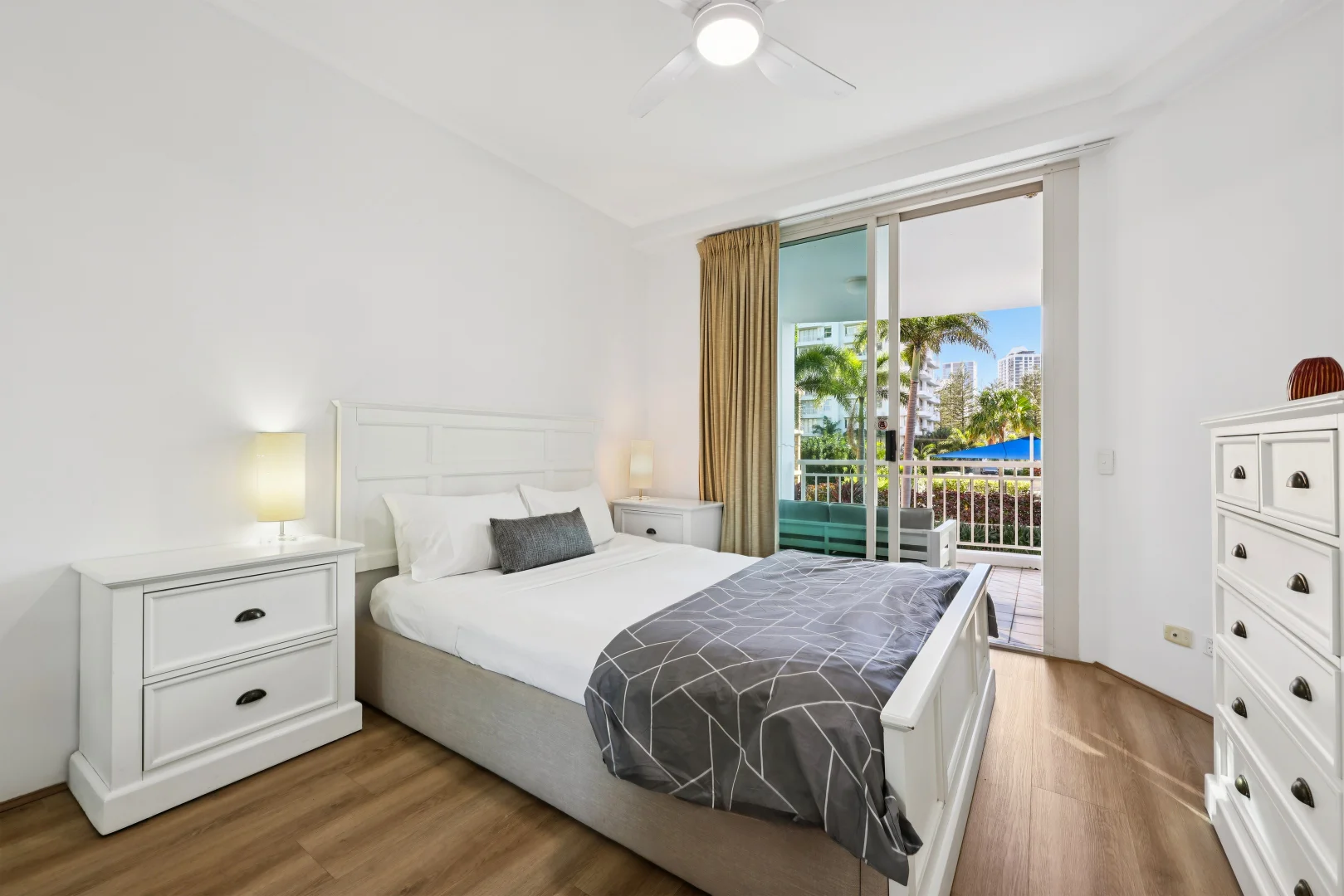 Additional image 7 of 206/46-52 Pacific Street, Main Beach QLD 4217