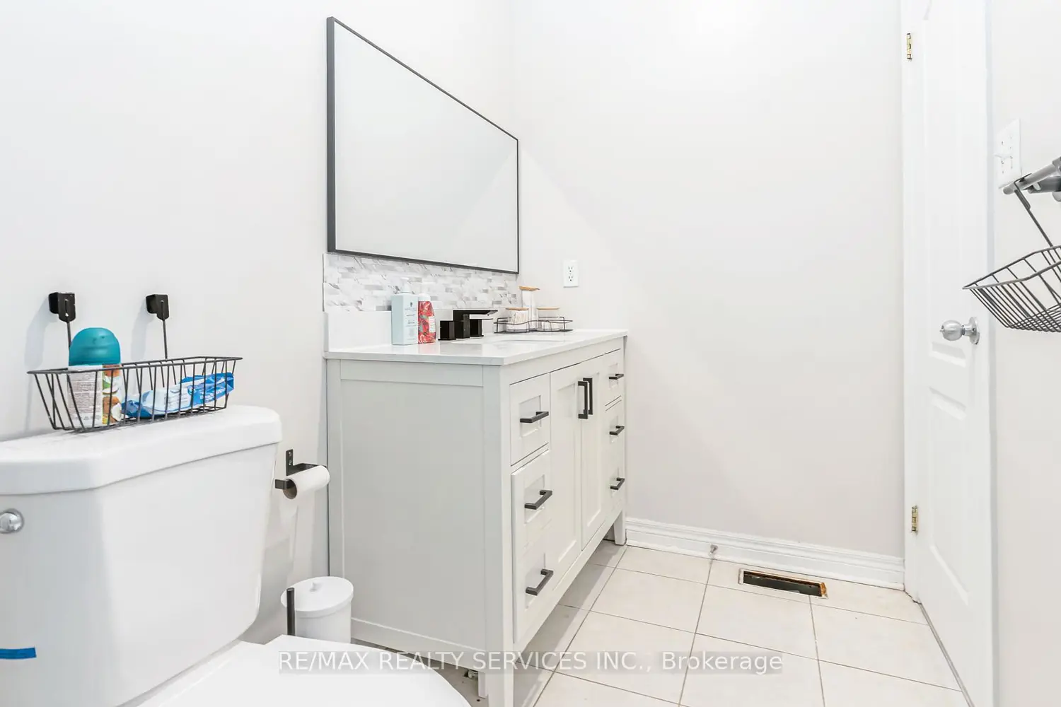 Additional image 17 of 28 Atira Avenue