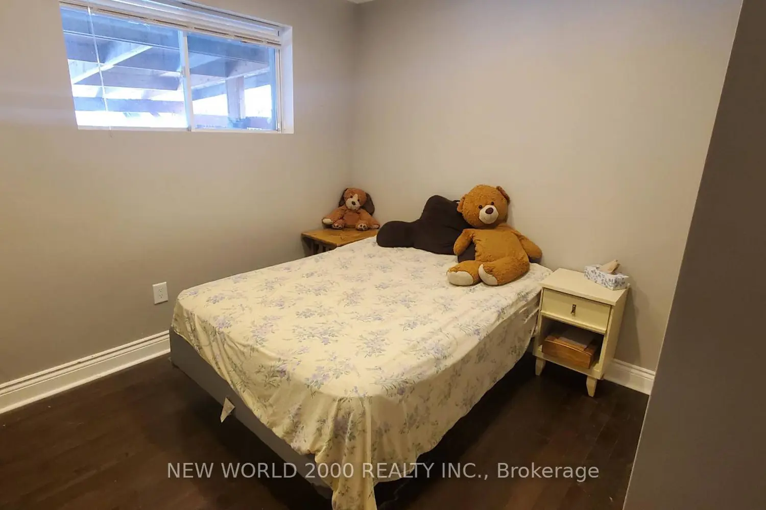 Additional image 8 of 920 Greenwood Crescent