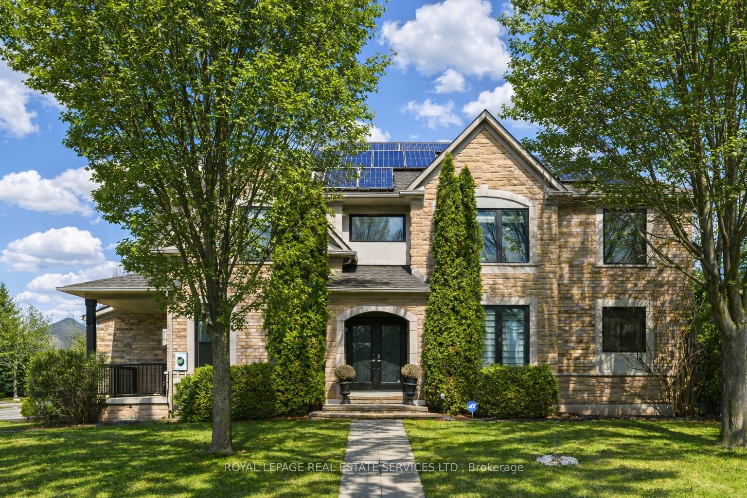 2353 Woodcrest Drive, Oakville, ON, L6M 4S2