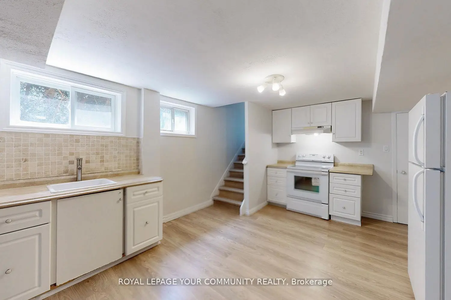 Additional image 14 of 39 Silverview Drive