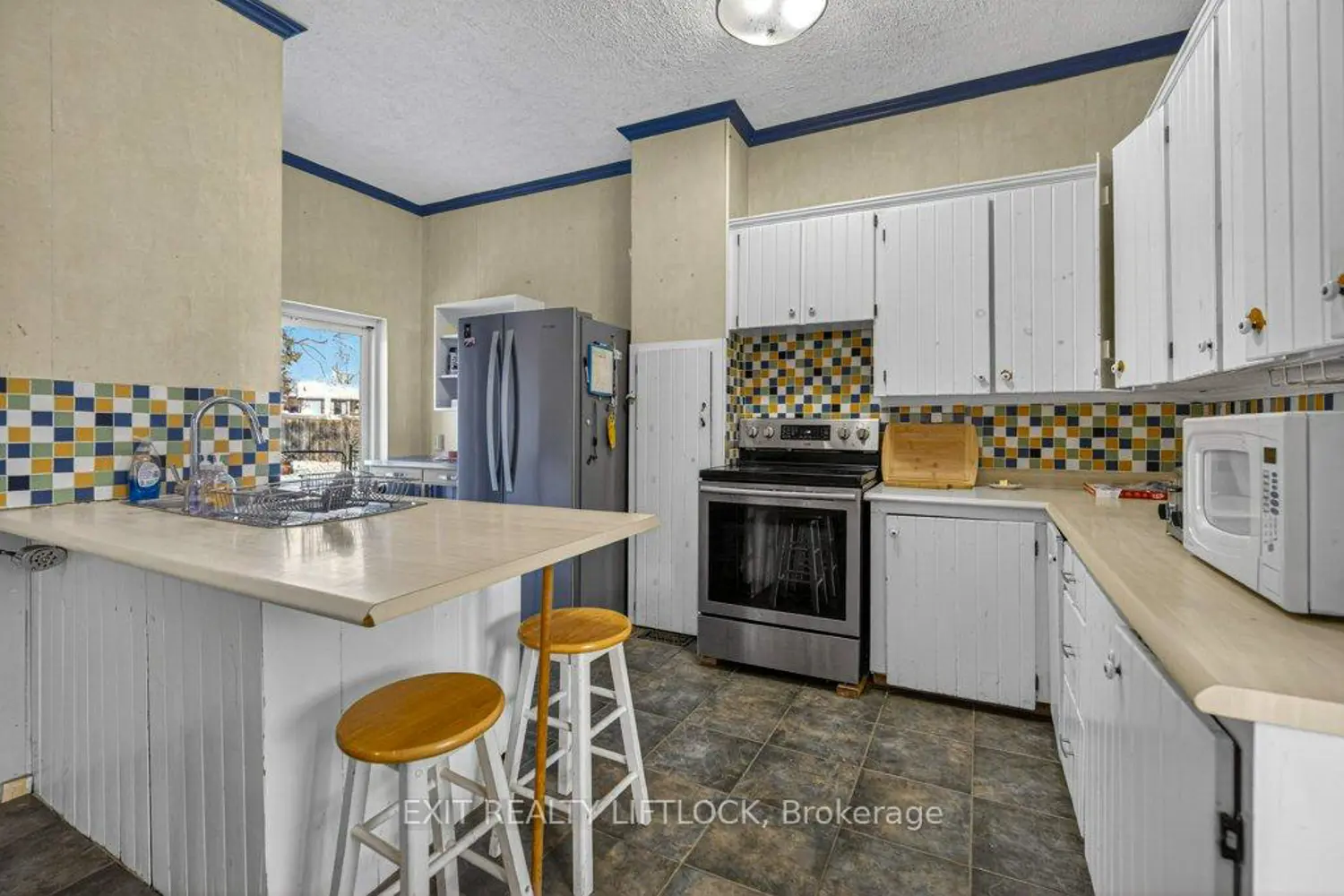 Additional image 8 of 212 Barnardo Avenue