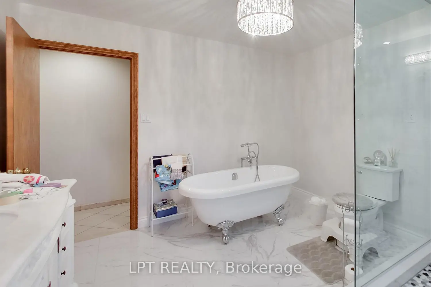 Additional image 13 of 6 Fenton Way