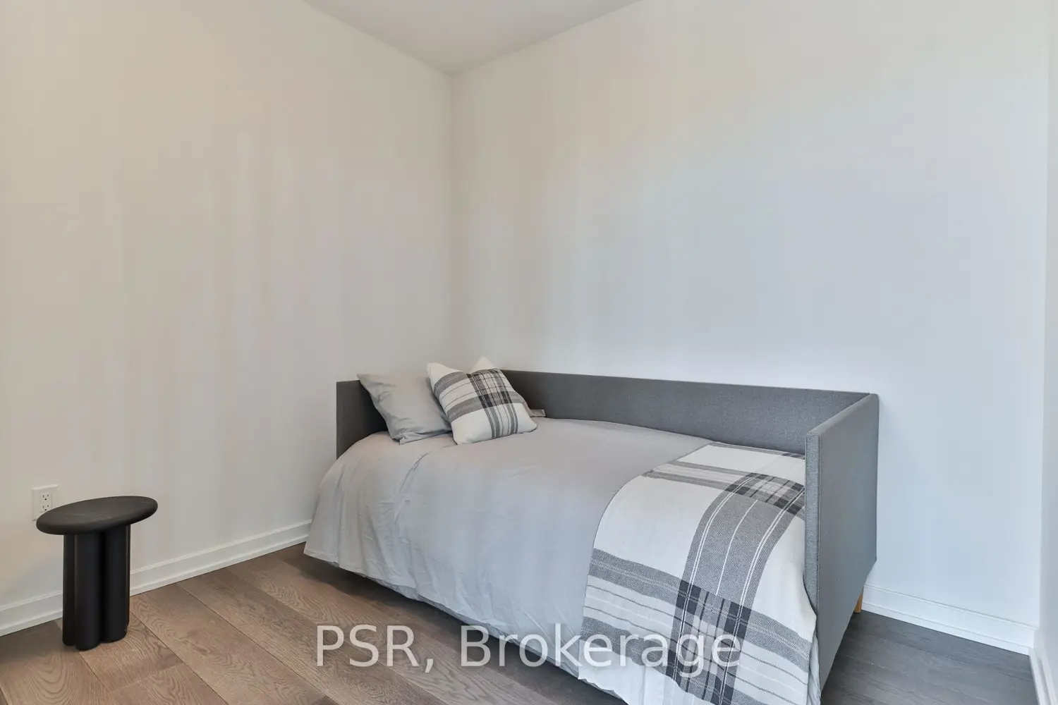 Additional image 13 of 1285 Dupont Street 2904