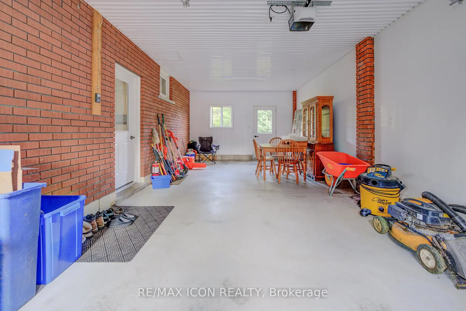 Additional image 17 of 721 Waterloo Street