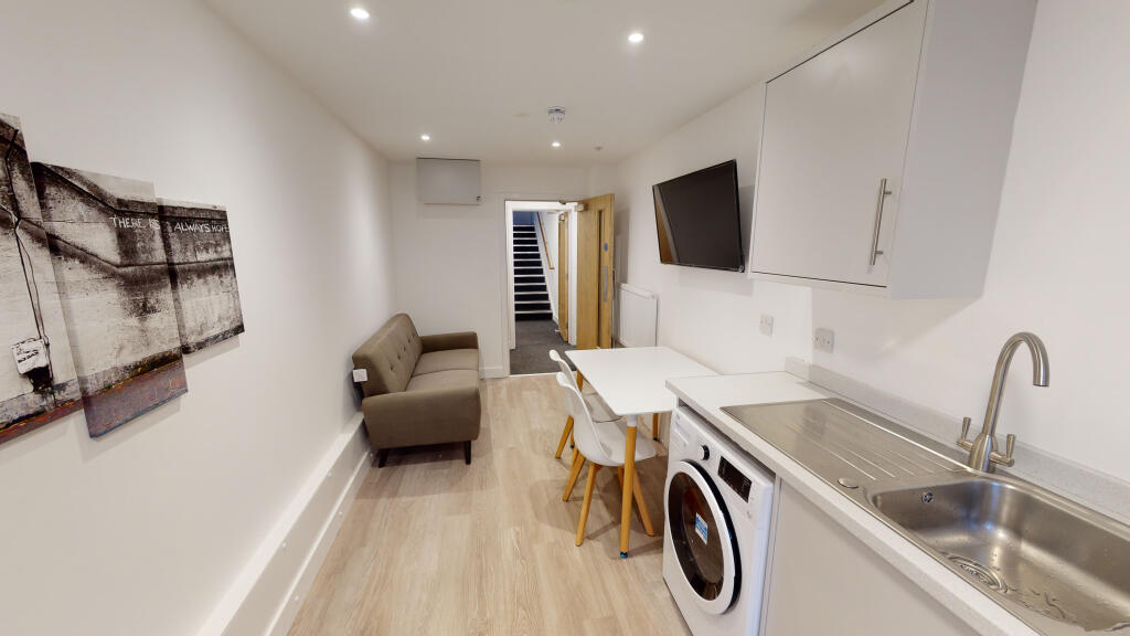 Additional image 8 of Raddlebarn Court - Room 2, Selly Oak, West Midlands, B29