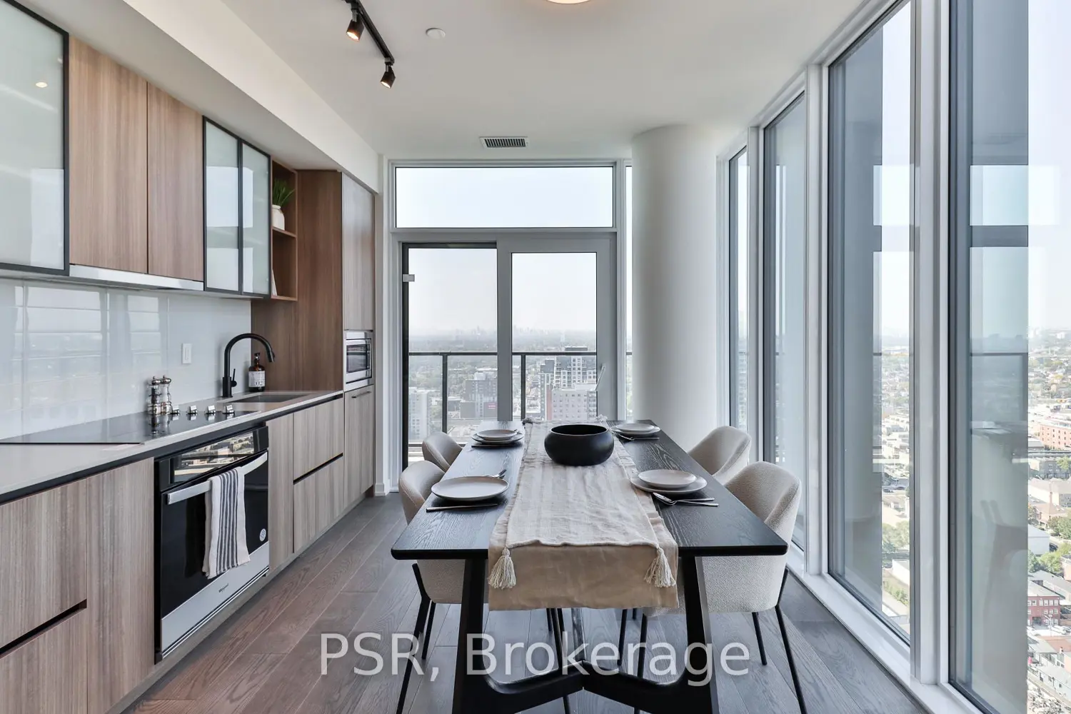 Additional image 8 of 1285 Dupont Street 2904