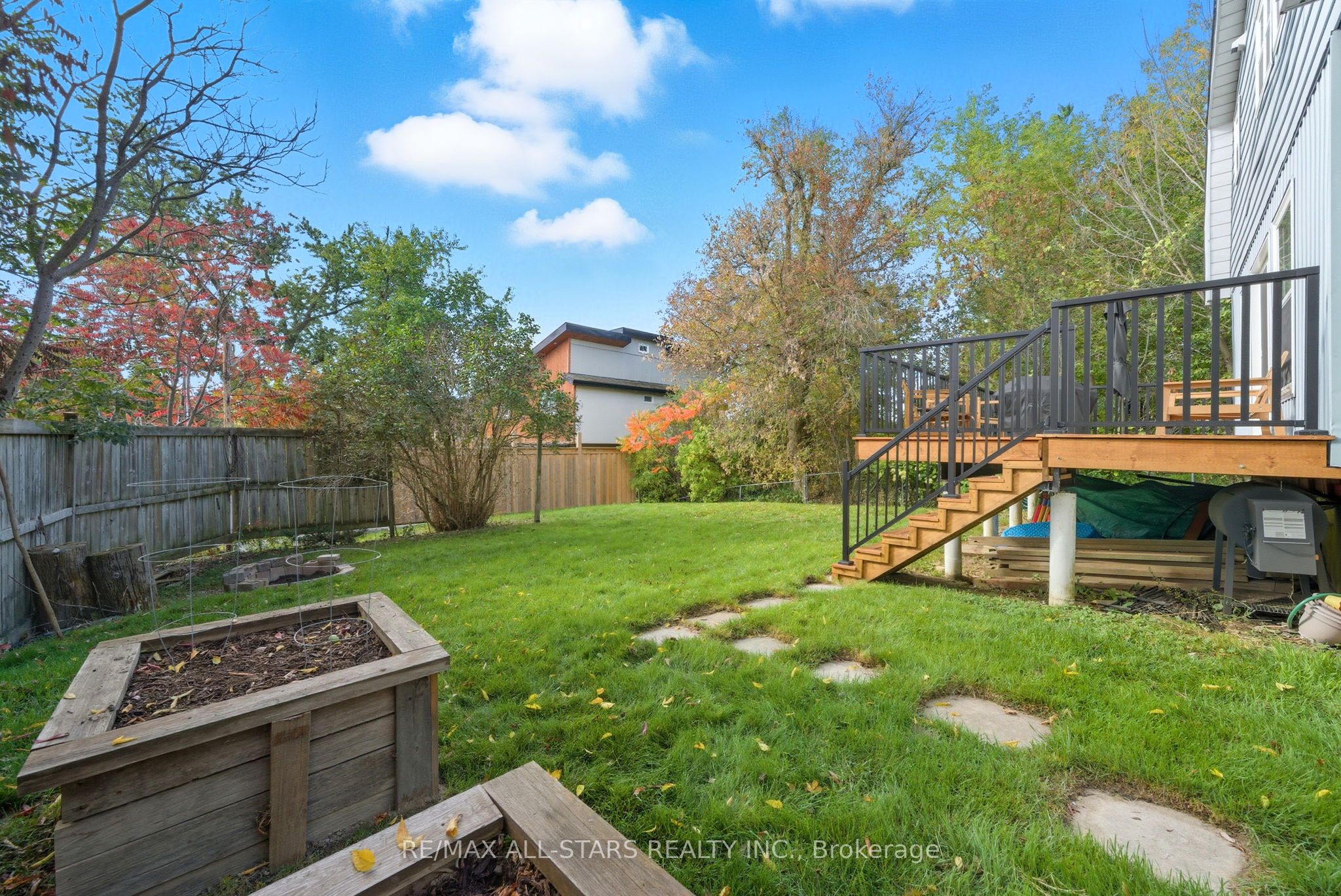 Additional image 6 of 1 Valley Road, Whitchurch-stouffville, ON, L4A 2X7