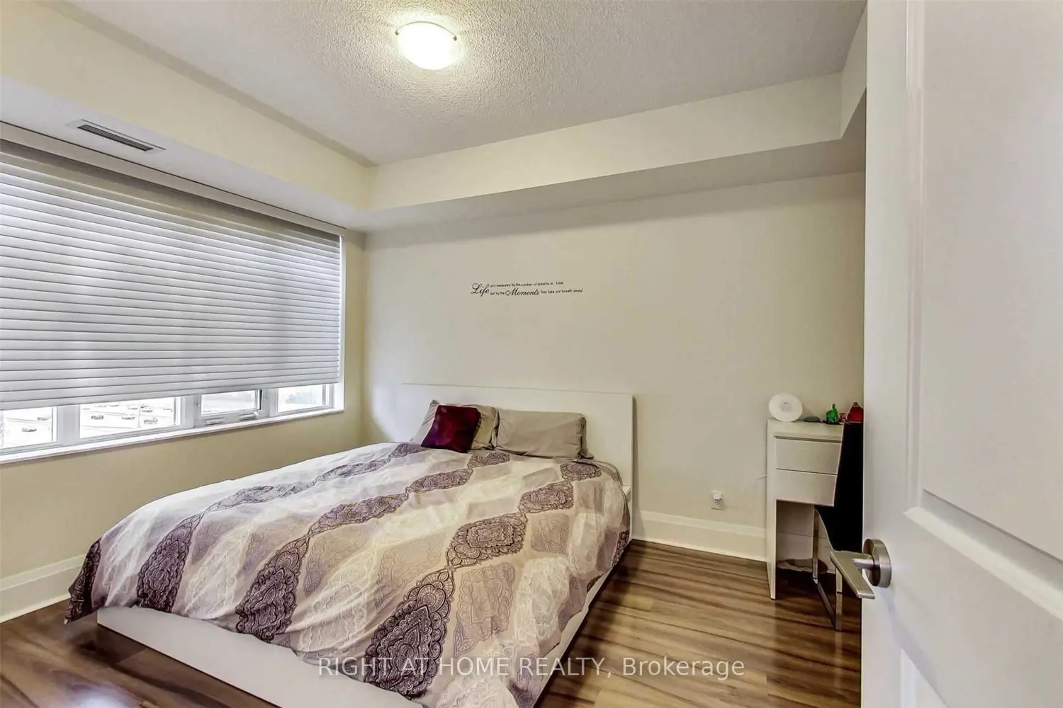 Additional image 7 of 100 Harrison Garden Boulevard 720