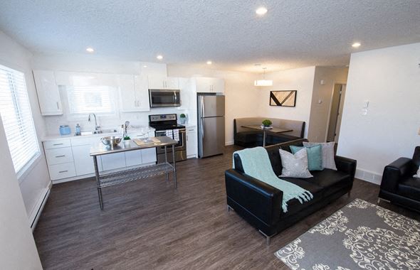 2005 Tracey Street, Brandon, MB, R7A 7V8