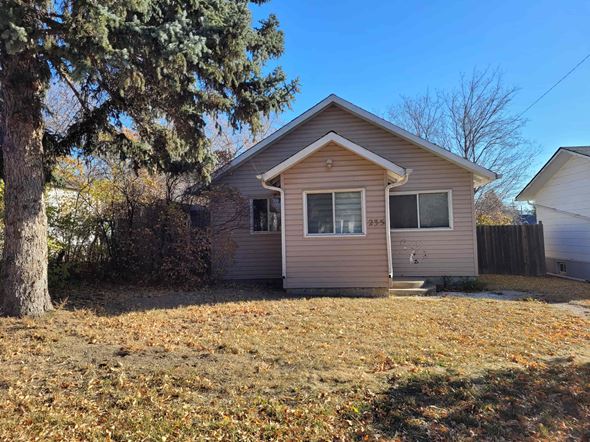 235-6th Ave NW, Swift Current, SK, S9H 0X7
