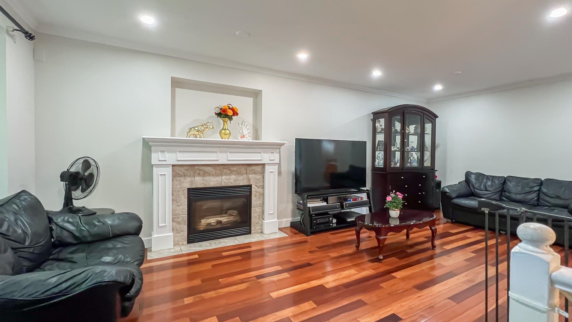 Additional image 4 of 1553 Burrill Avenue, North Vancouver, BC, V7K 1L8