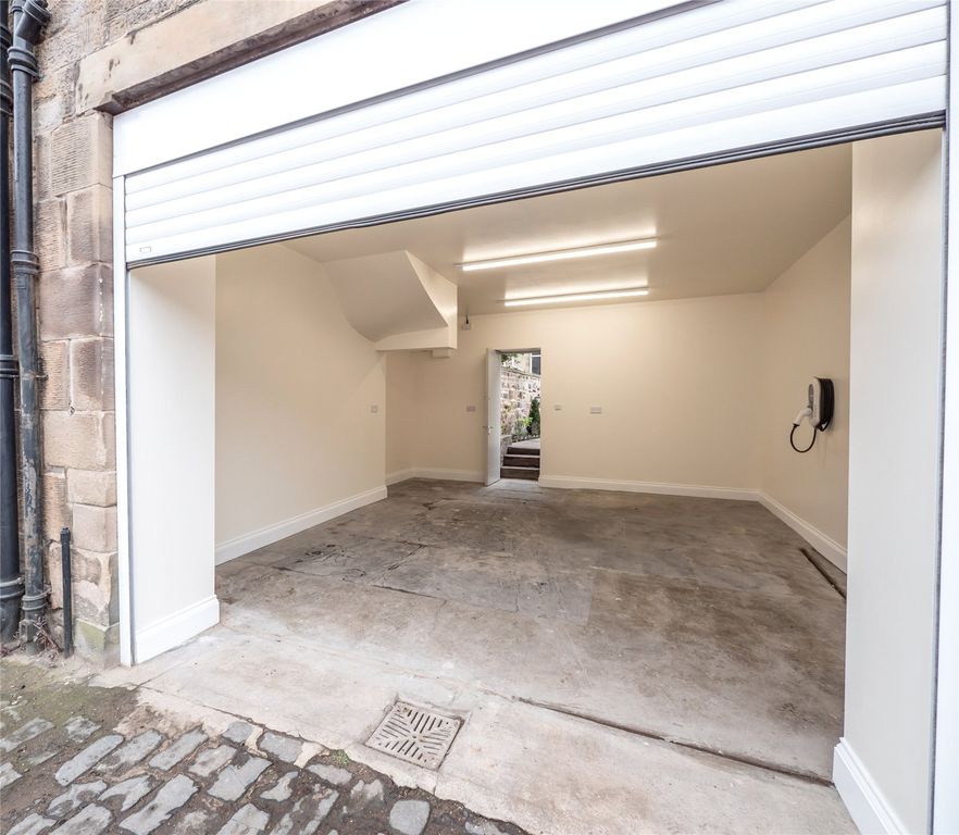 Additional image 26 of 4 bed flat to rentBelgrave Crescent, Edinburgh EH4