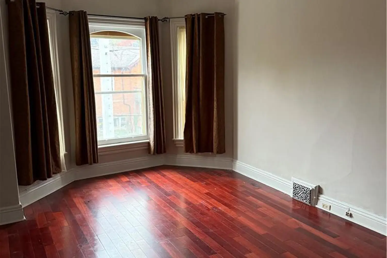 Additional image 6 of 105 Wellington Street