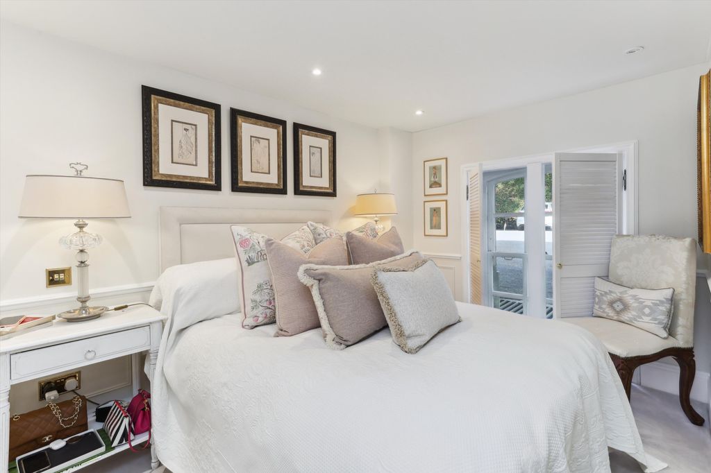 Additional image 18 of 2 bed flat to rentOttershaw Park, Ottershaw, Chertsey, Surrey KT16