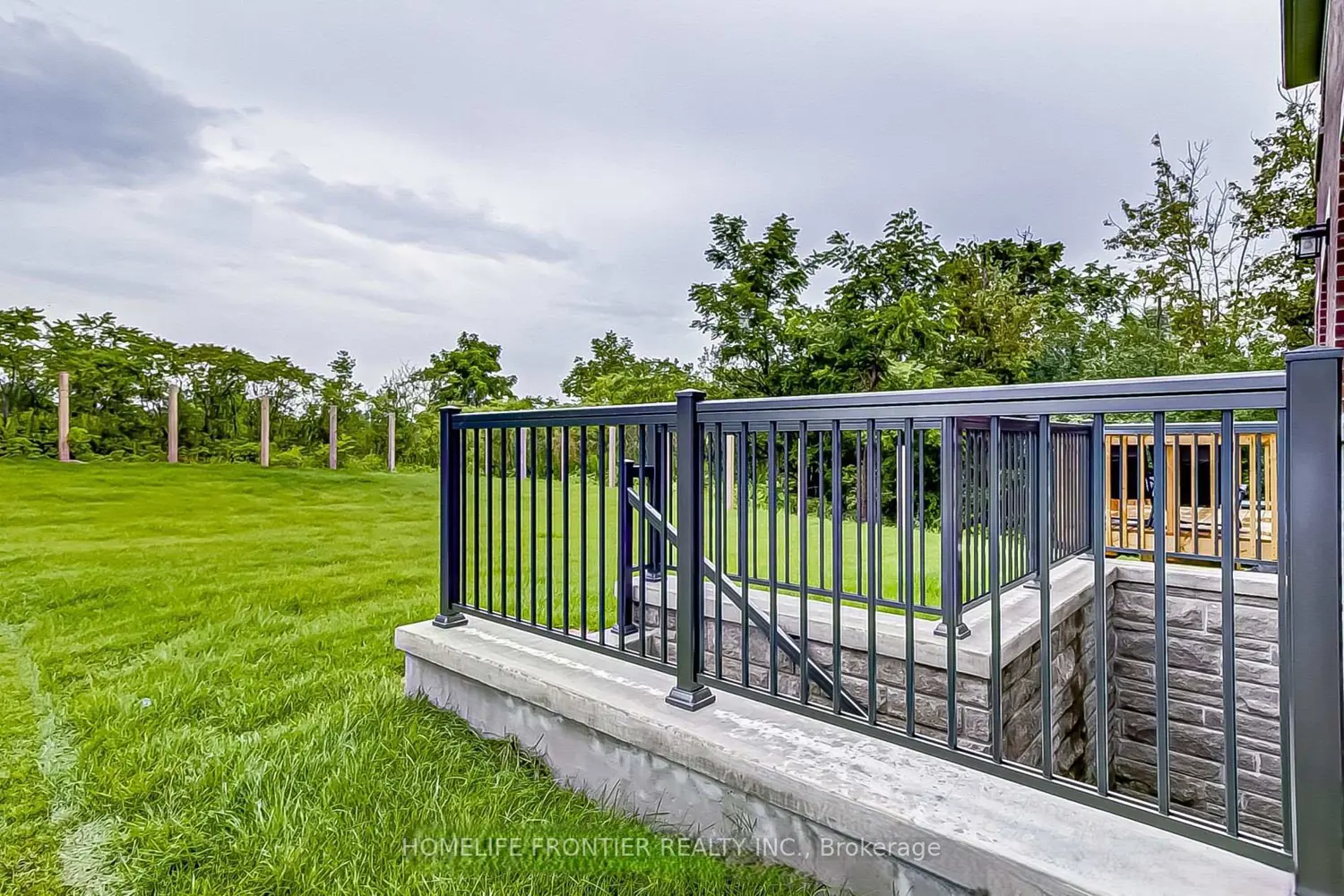 Additional image 19 of 37 Woodhaven Avenue