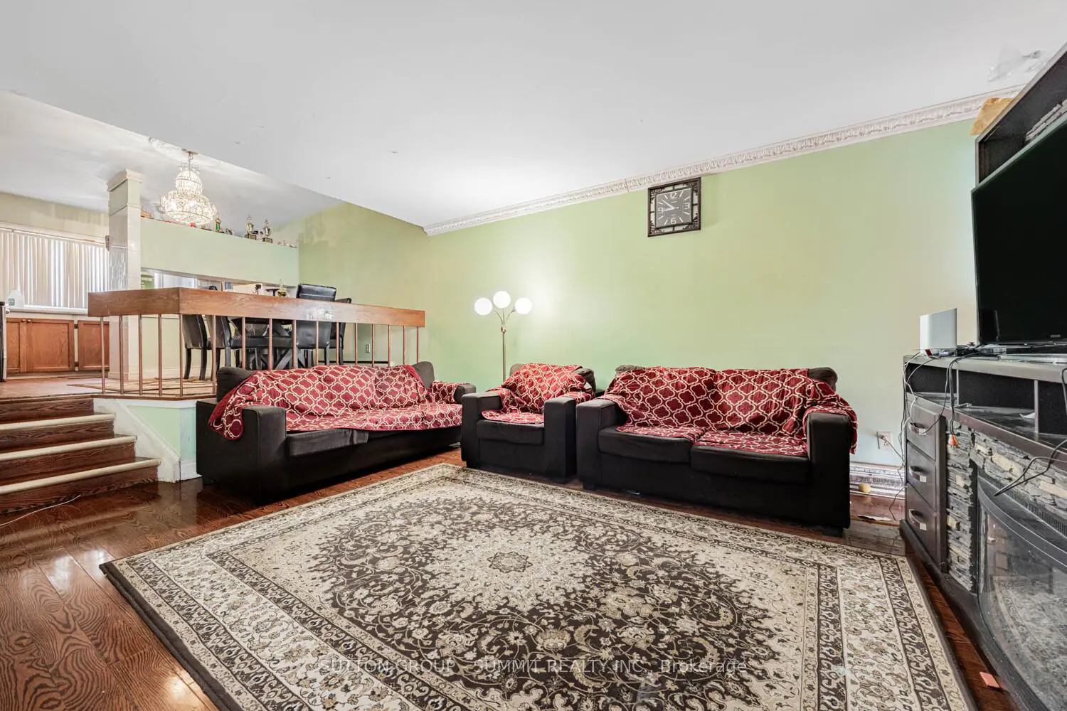 Additional image 10 of 2901 Jane Street 58