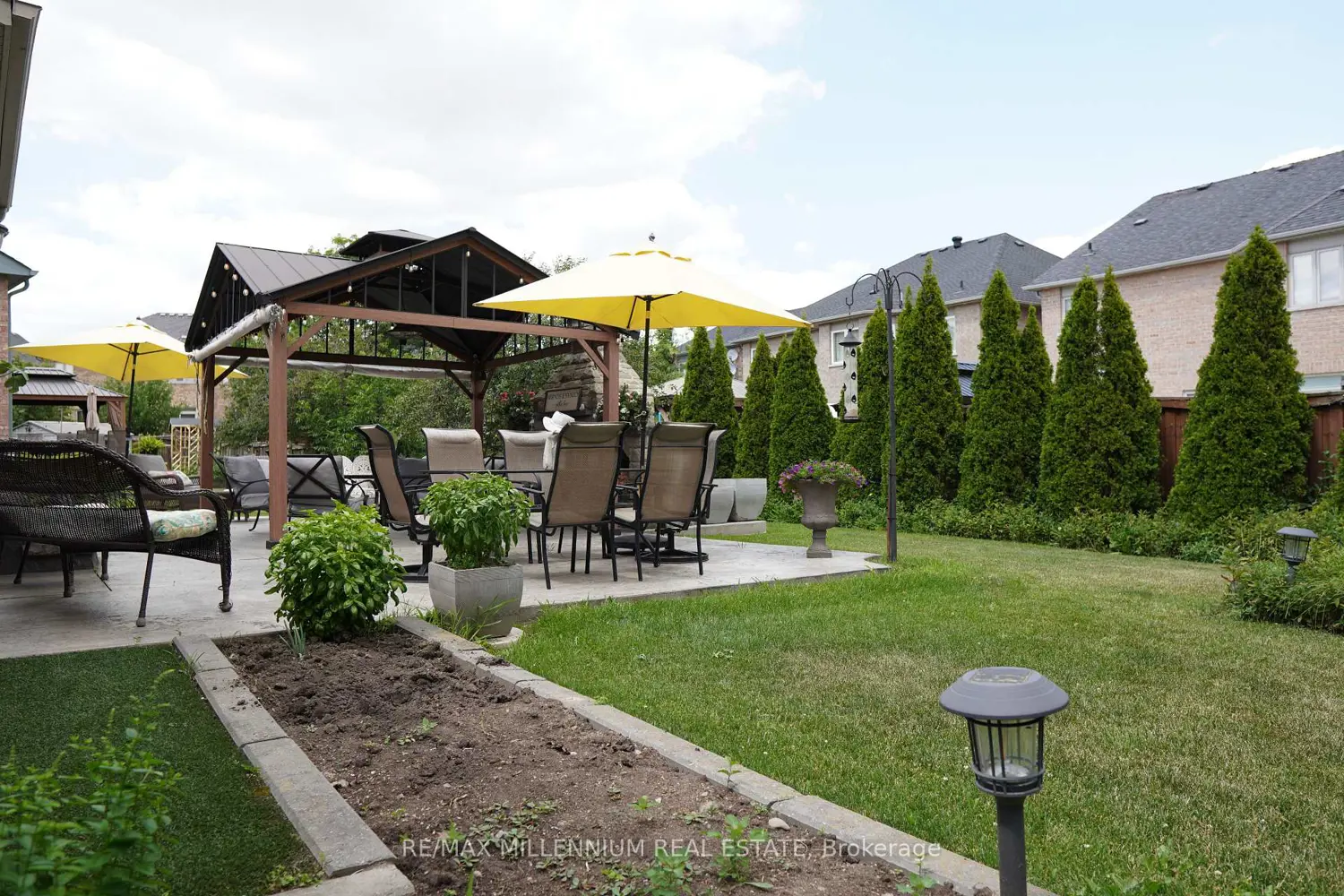 Additional image 19 of 40 Rampart Drive