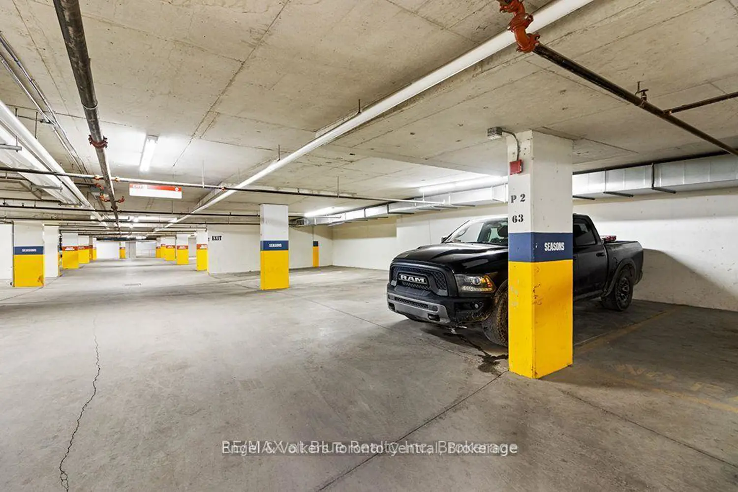 Additional image 17 of 170 Jozo Weider Boulevard 142