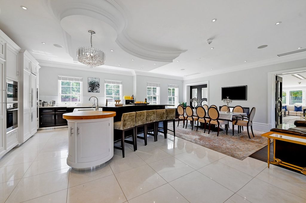 Additional image 30 of 7 bed villa to rentHeathfield Road, Burnham, Slough SL1