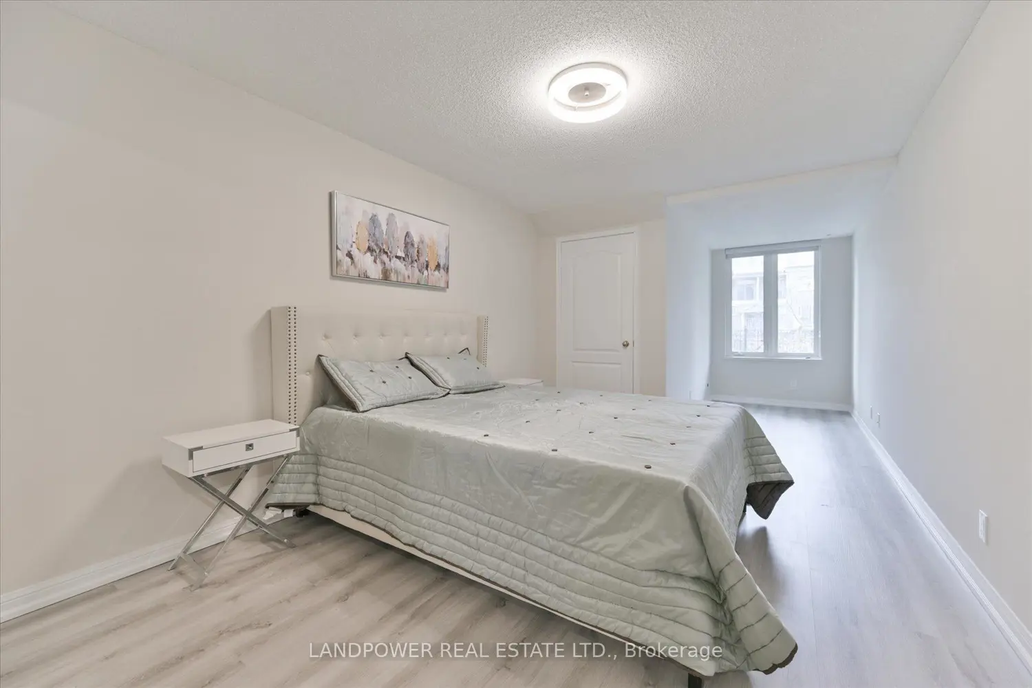 Additional image 19 of 28 Sommerset Way 1231