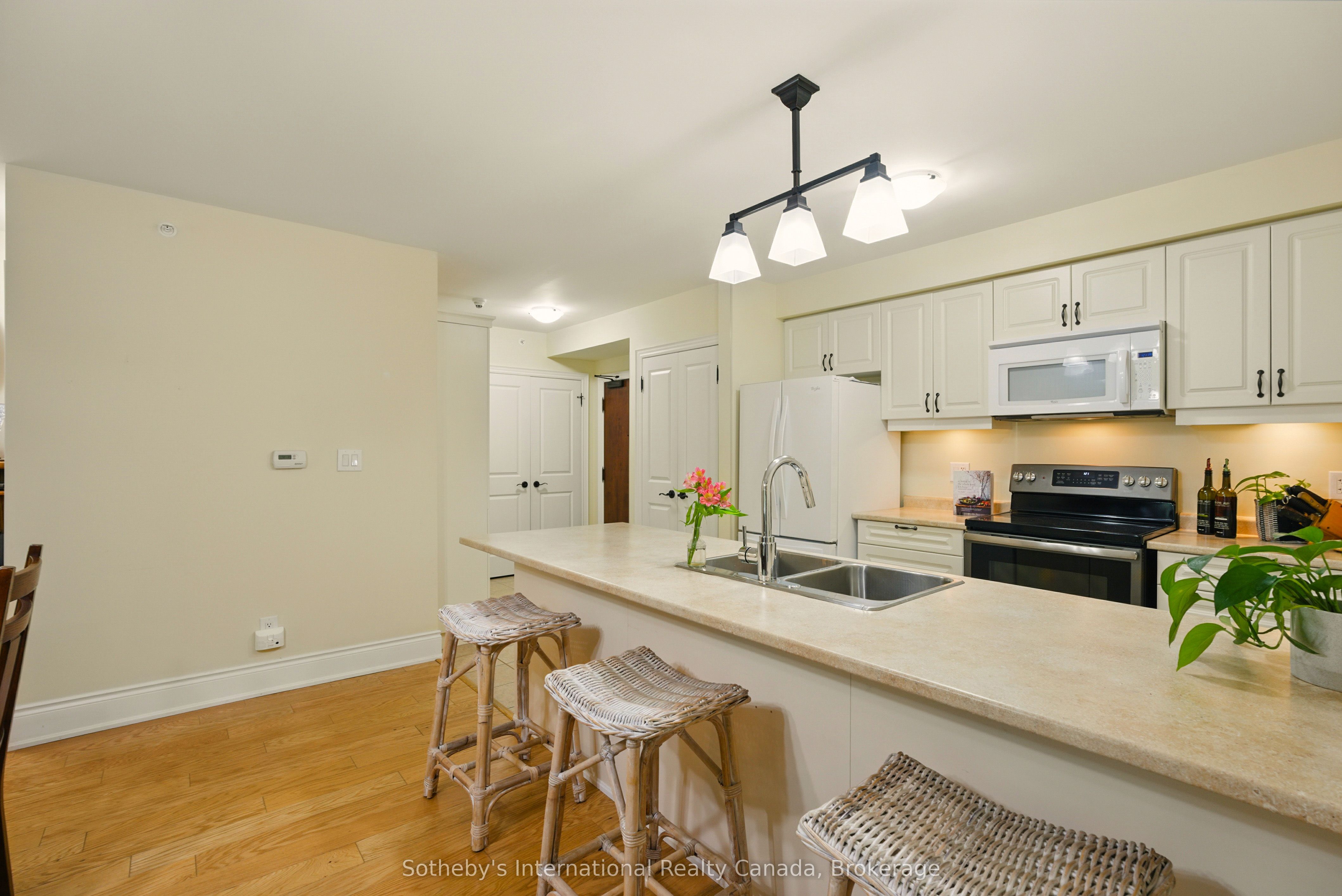 Additional image 6 of 103-391B Manitoba Street, Bracebridge, ON, P1L 0B5