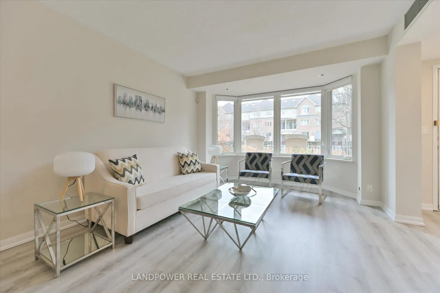 Additional image 7 of 28 Sommerset Way 1231