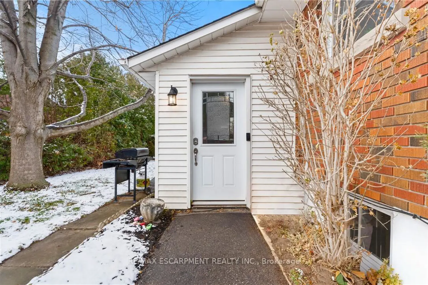 Additional image 13 of 557 Lake Street