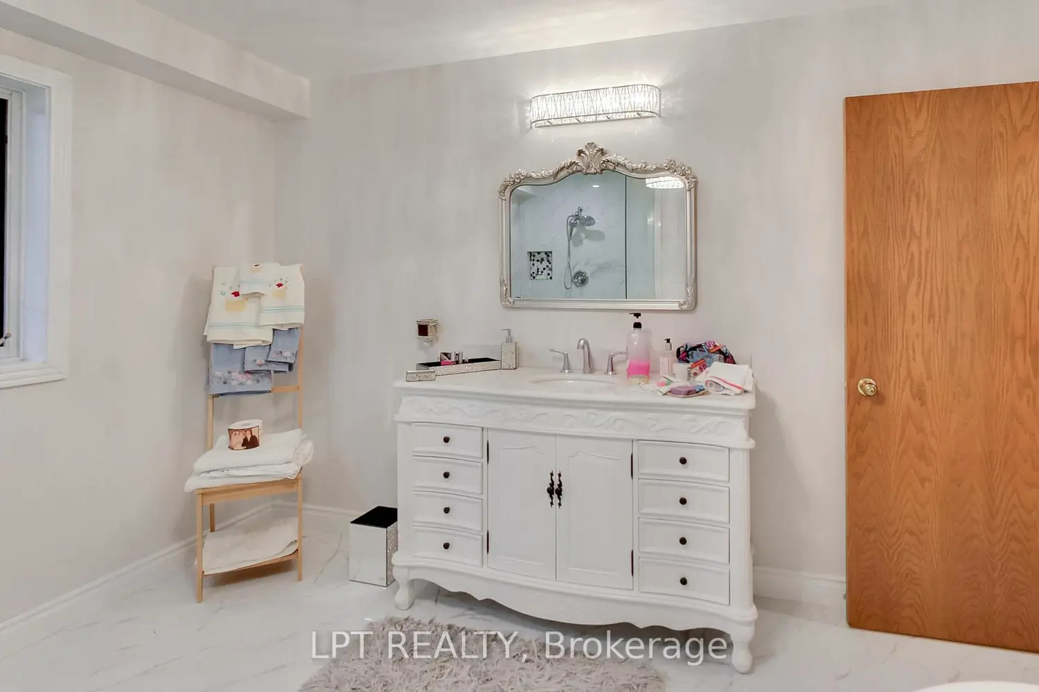 Additional image 12 of 6 Fenton Way