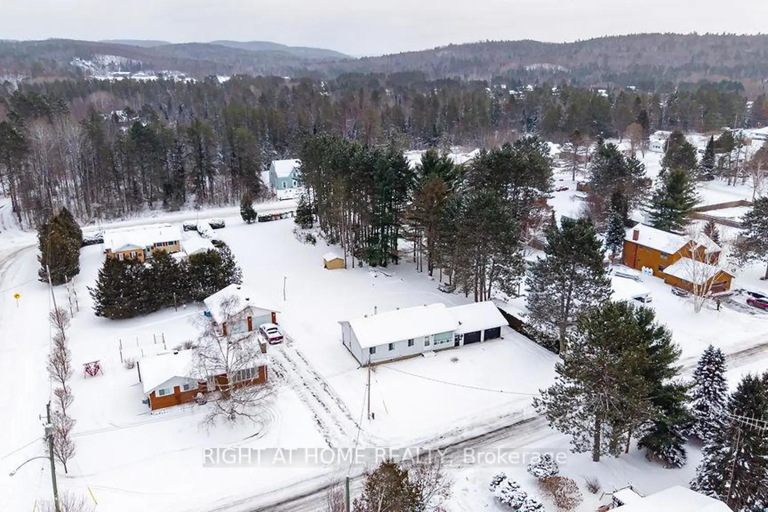 Additional image 6 of 28 Jackpine Street