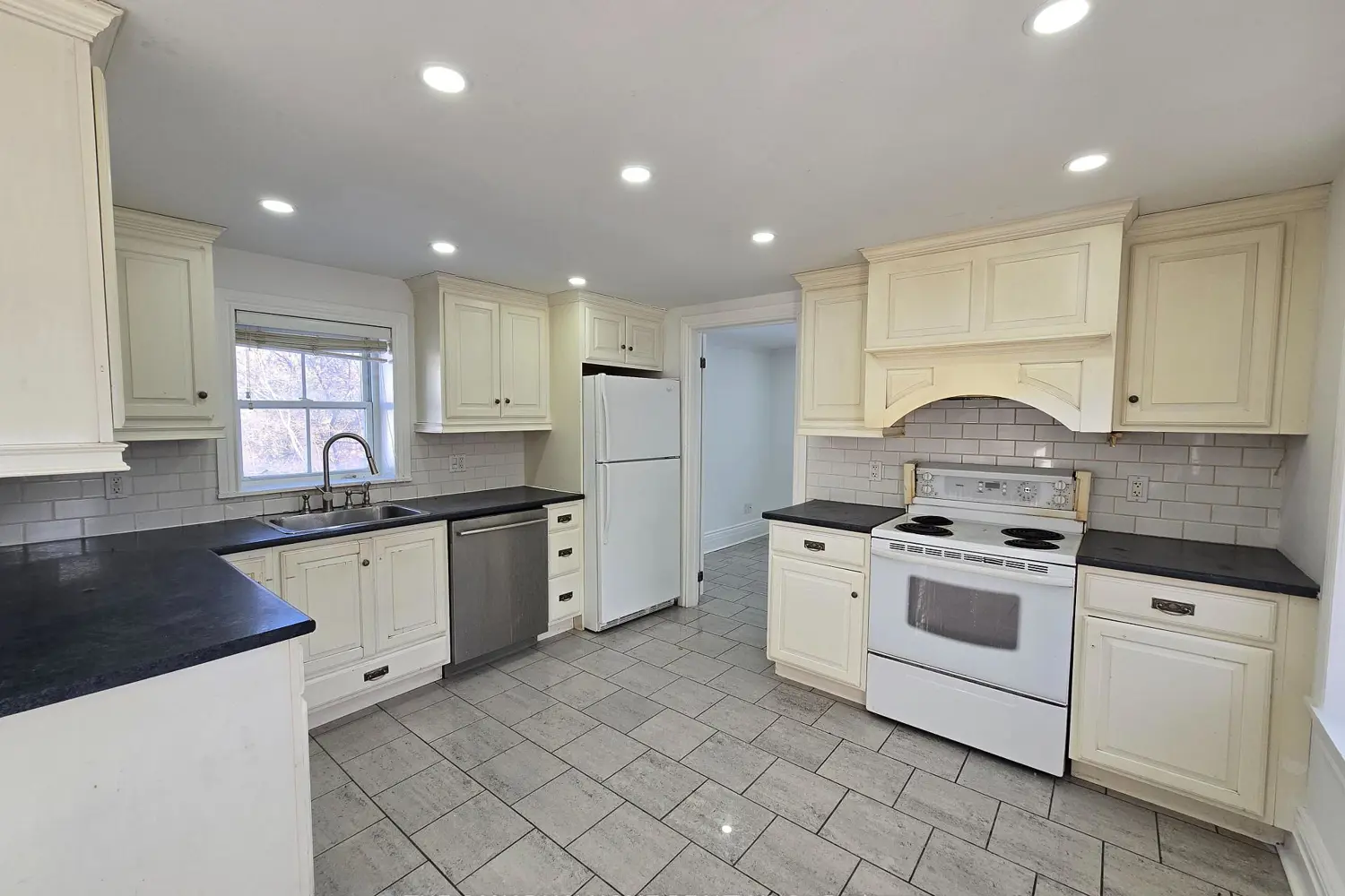 Additional image 8 of 43 David Street