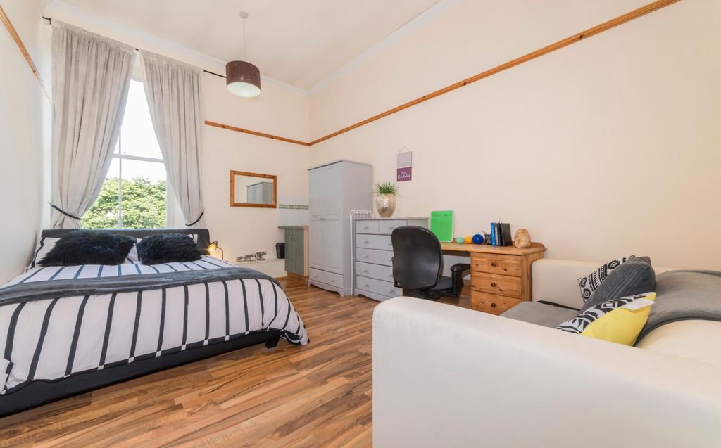 Additional image 3 of 8 bed flat to rentSauchiehall Street, Glasgow G3