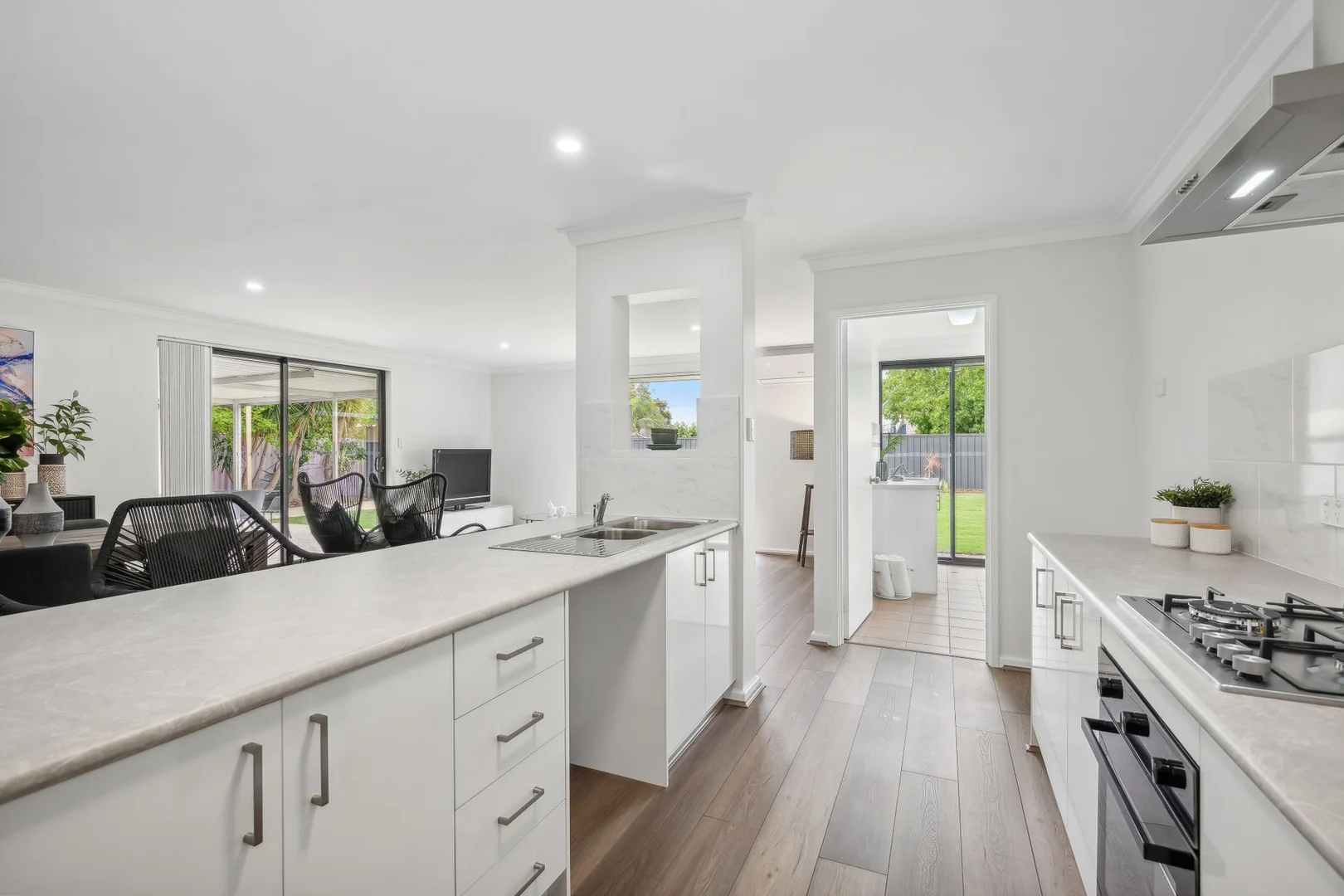 Additional image 9 of 29 Murchison Way, Gosnells WA 6110