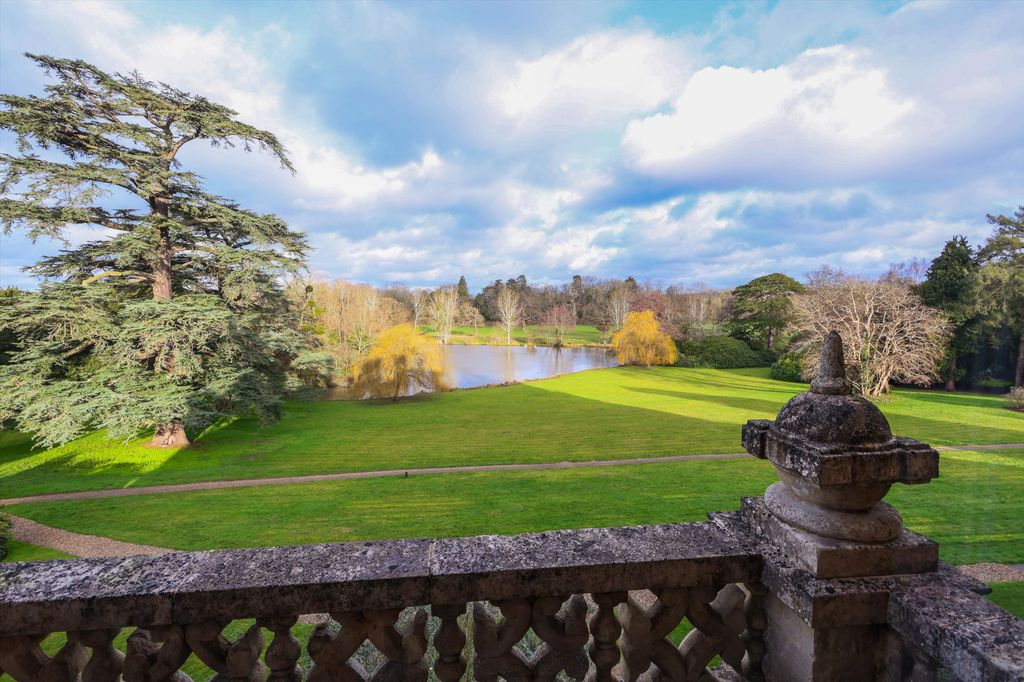 Additional image 20 of 3 bed flat to rentThe Mansion, Cobham Park, Cobham, Surrey KT11