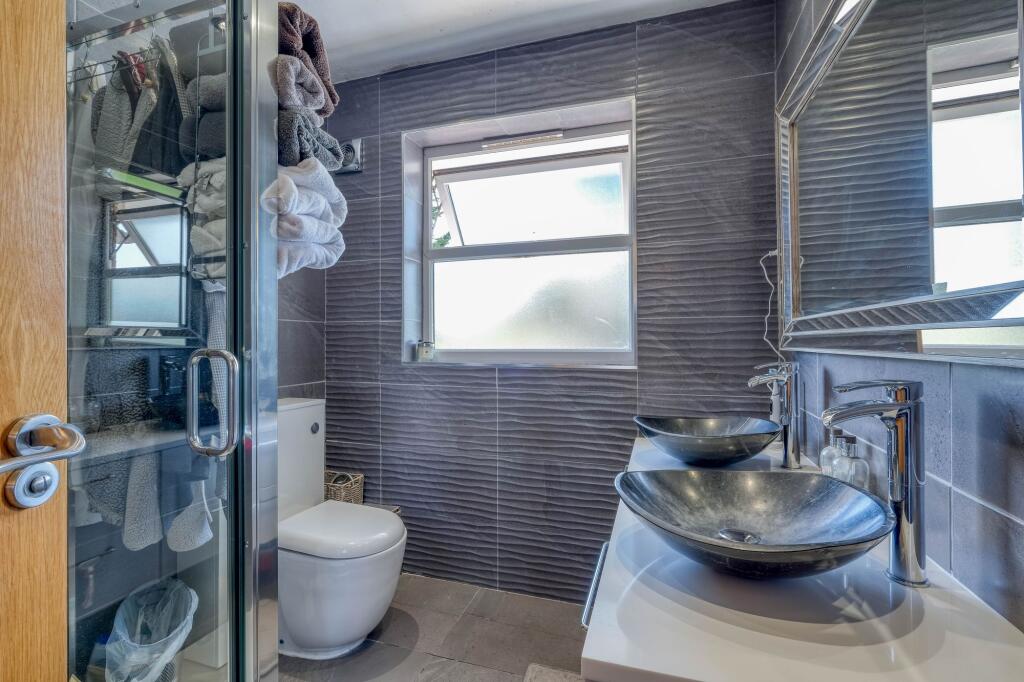 Additional image 19 of St. Nicolas Gardens, Birmingham, B38