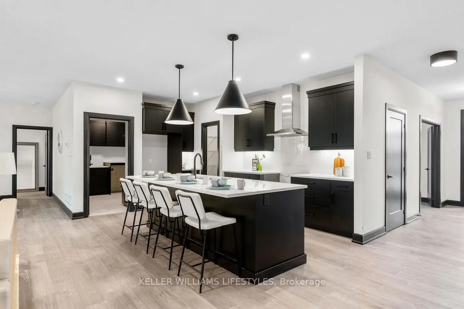 Additional image 8 of 52 East Glen Drive