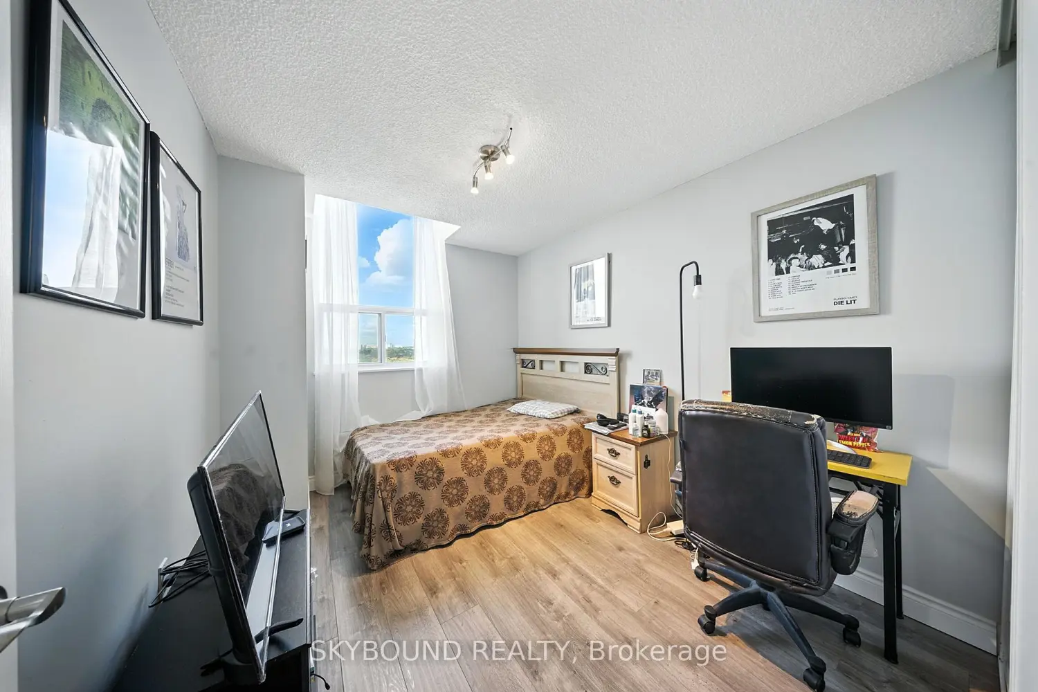 Additional image 18 of 355 Rathburn Road 1204