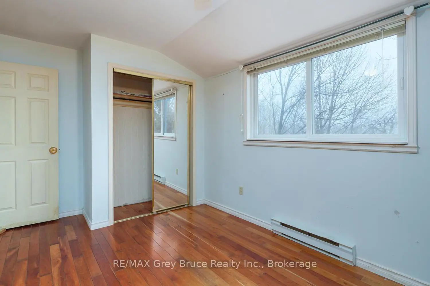 Additional image 11 of 504791 Grey Road 1