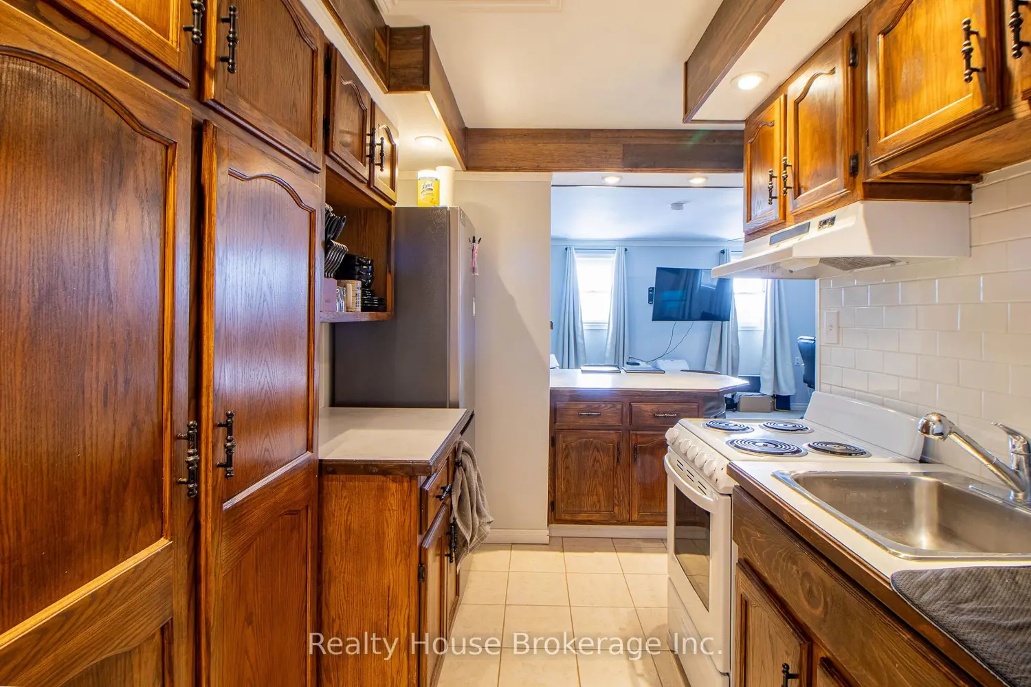 Additional image 18 of 144 Whiting Street