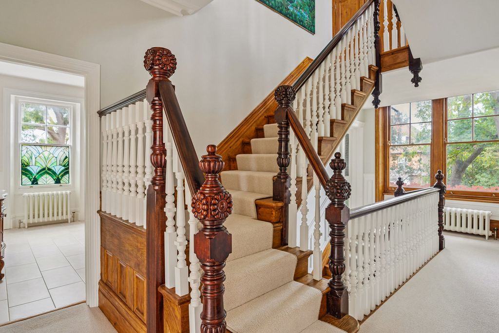 Additional image 21 of 6 bed detached house to rentBridge Road, East Molesey KT8