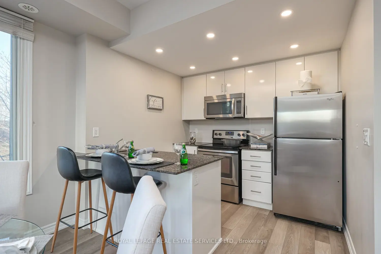 Additional image 7 of 30 Carnation Avenue 92