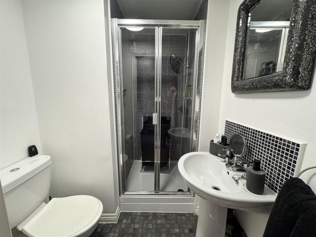 Additional image 10 of Shard End Crescent, Birmingham